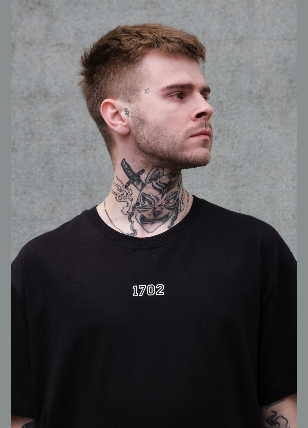 Черная мужская оверсайз футболка с принтом hollow с длинным рукавом Without