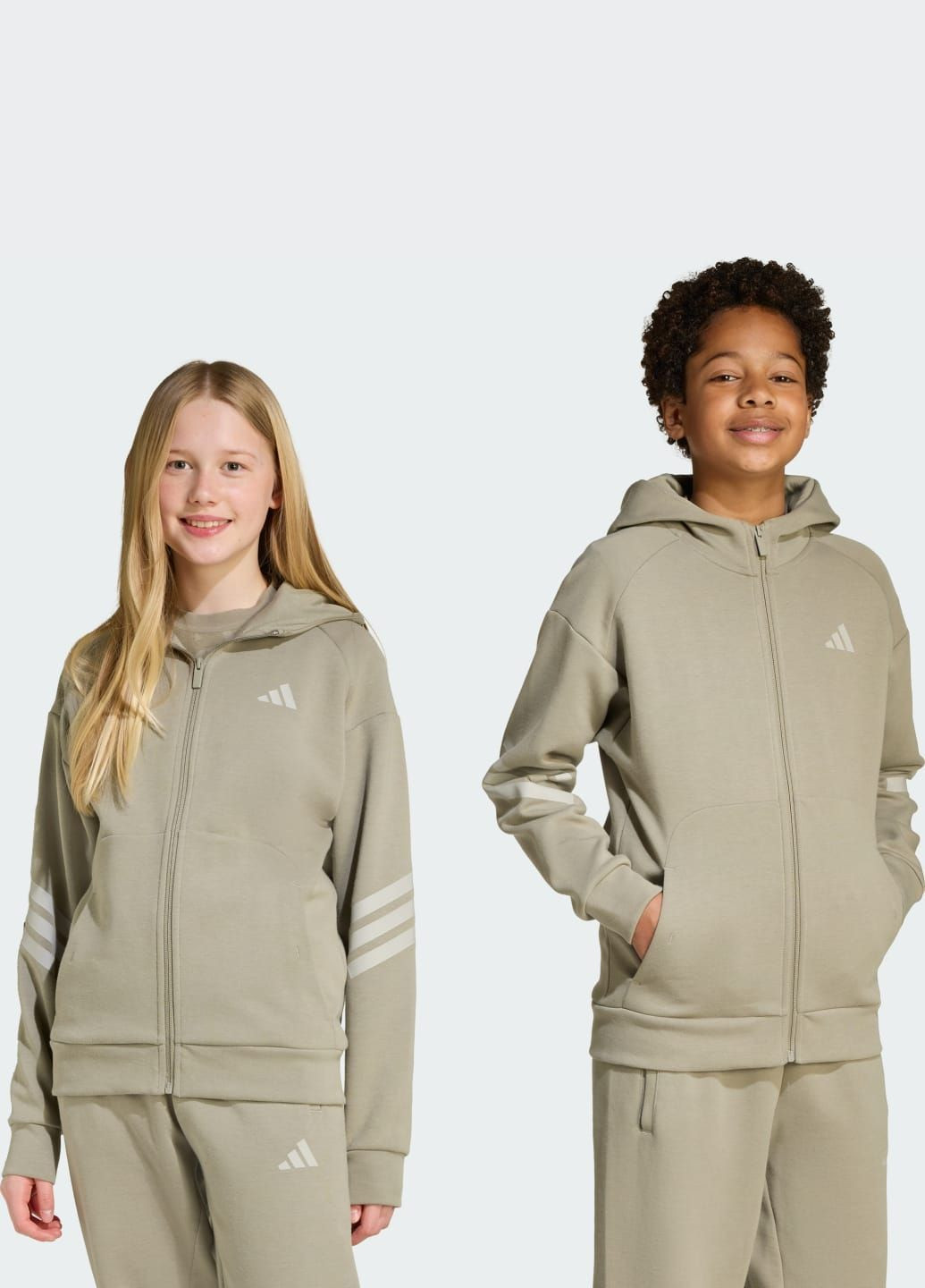 Олимпийка Future Icons 3-Stripes Full-Zip Hooded Kids adidas (362575901)