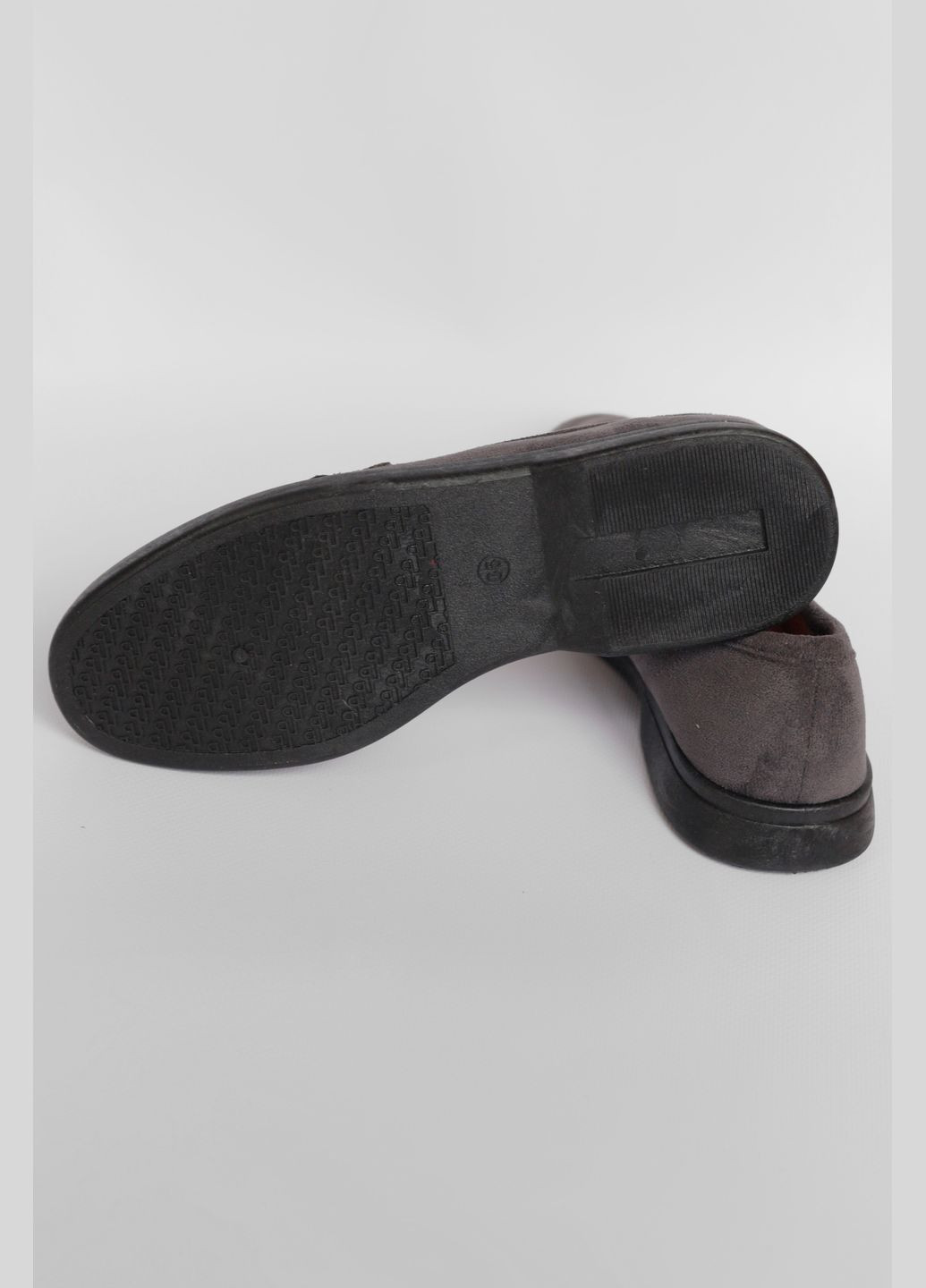 Туфлі-лофери жіночі сірого кольору Let's Shop (292548805)