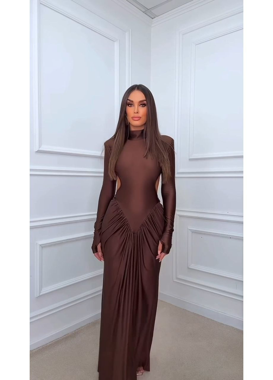 Коричнева святковий, вечірня жіноча сукня максі з драпіруванням та відкритою спиною з відкритою спиною MonCher