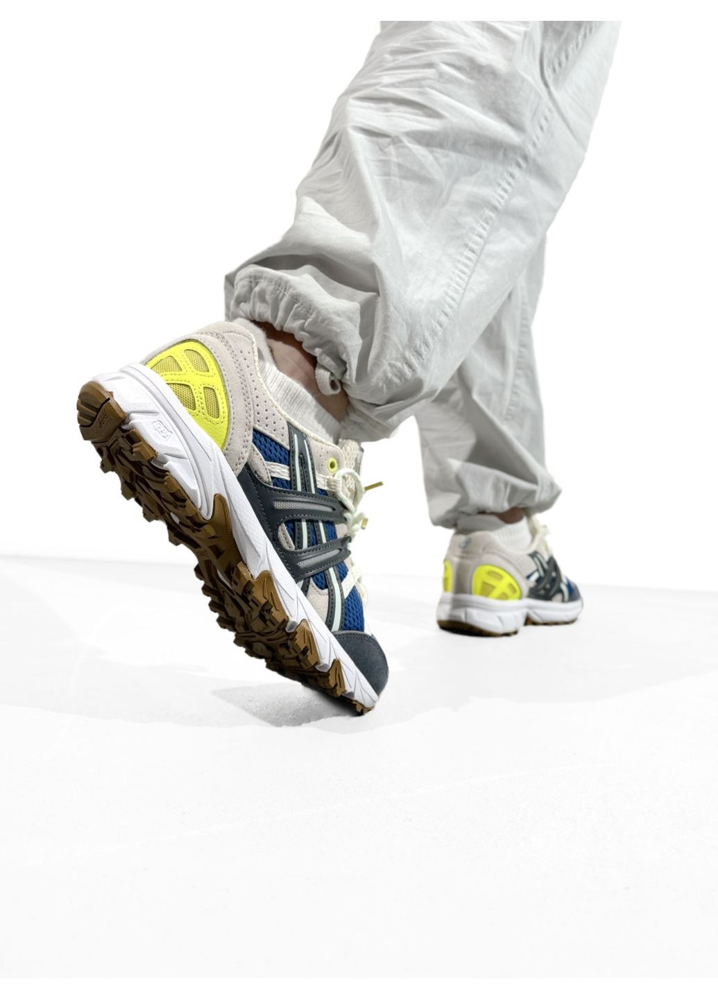 Кросівки жіночі Asics Gel-Sonoma 15-50 beige blue yellow | Асікс Гель-Сонома 15-50 бежеві сині жовті No Brand бежеві демісезони (316507787)