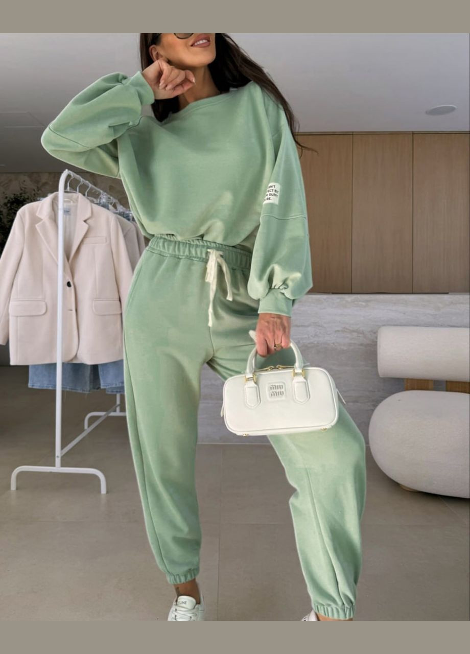 Жіночий спортивний костюм No Brand (322365637)