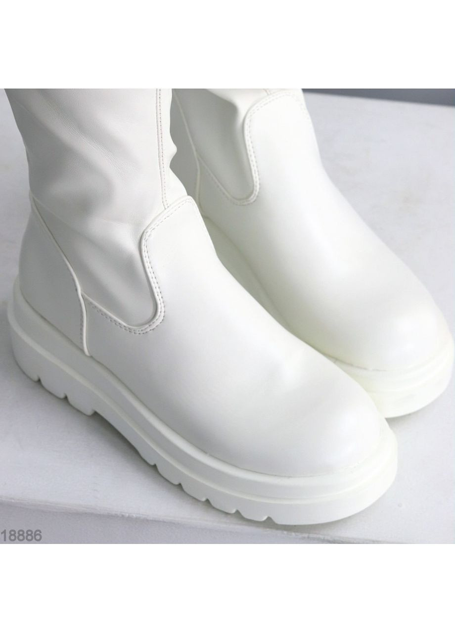 Белые осенние ботфорты andria Helen