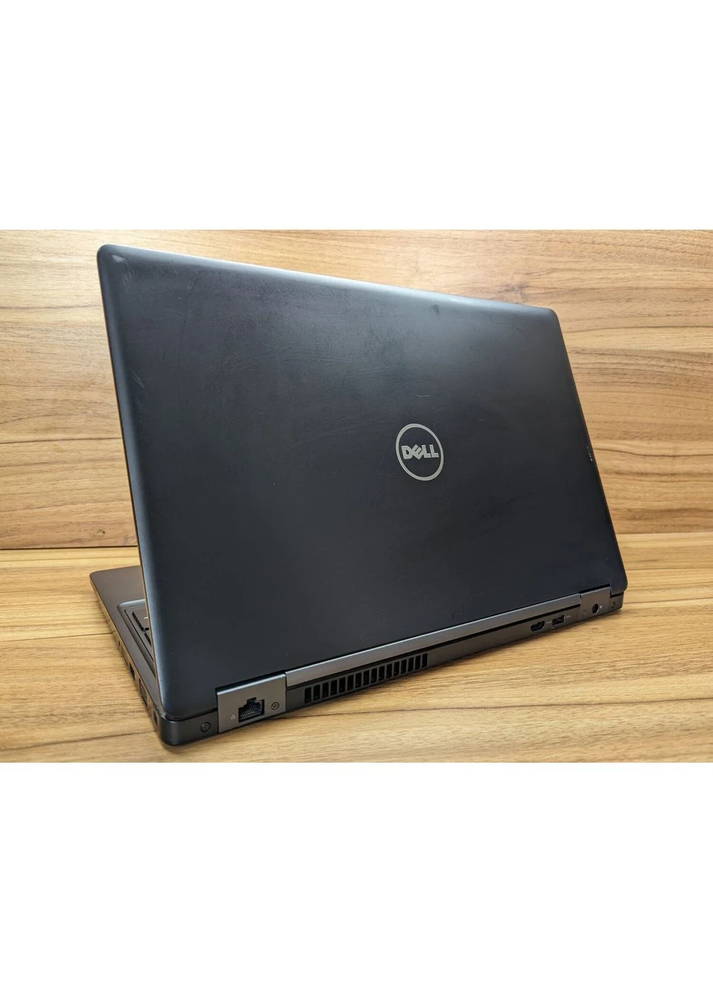 Ноутбук Latitude 5580 / 15.6" (1920x1080) IPS / intel Core i5-7200U (2 (4) ядра по 2.5 - 3.1 GHz) / 8 GB DDR4 / 240 GB SSD / Dell (398143964)