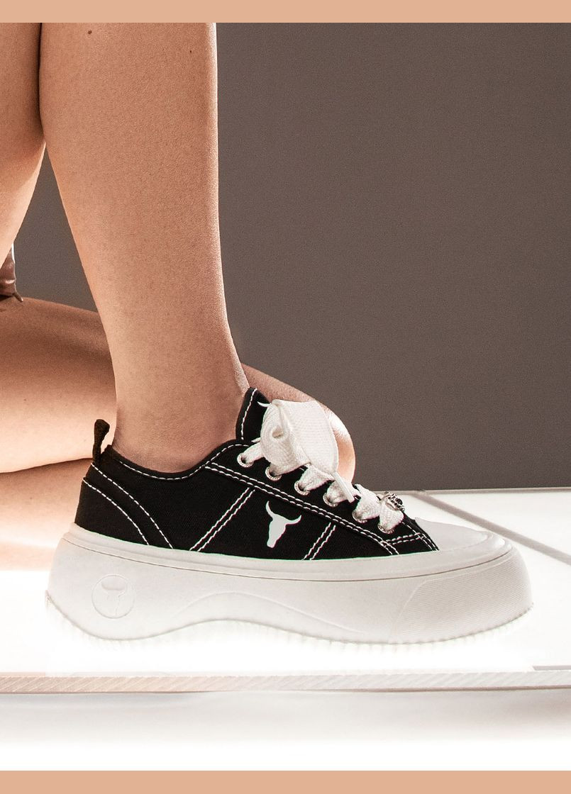 Чорні жіночі кеди intentions білий тканина Windsor Smith