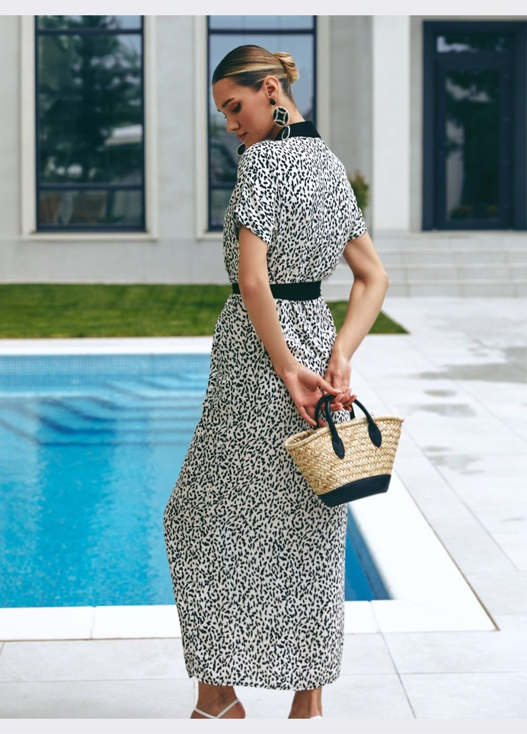 Бежева кежуал бежева сукня-сорочка в анімалістичний принт сукня-сорочка Dressa з тваринним принтом