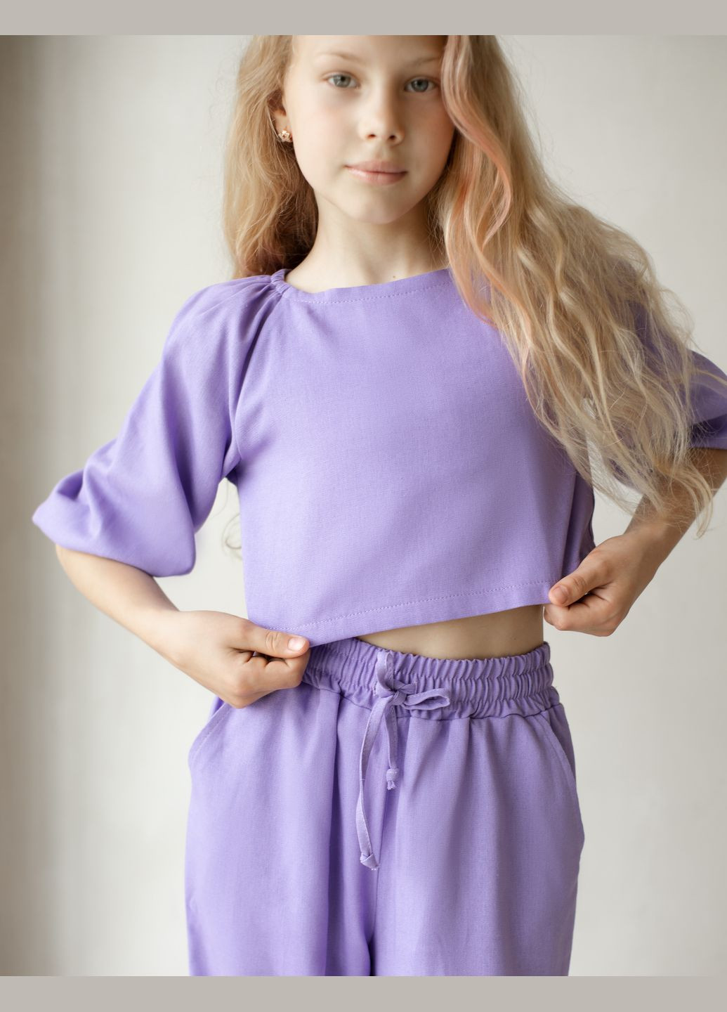 Лавандовый летний льняный костюм для девочки "prettу" (лавандовый) брючный No Brand