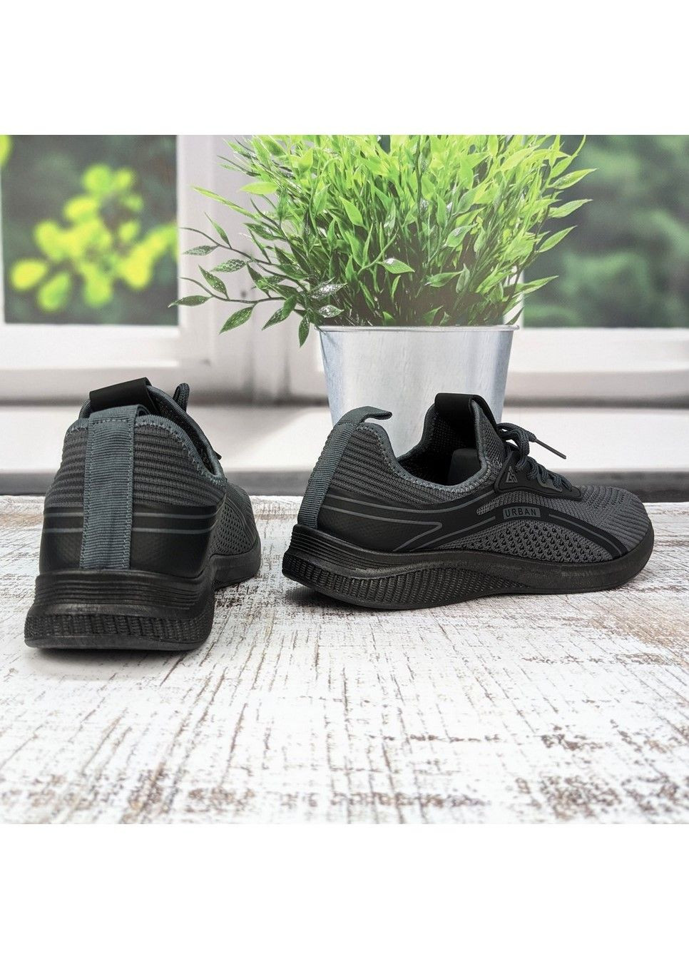 Графитовые демисезонные кроссовки мужские Gipanis