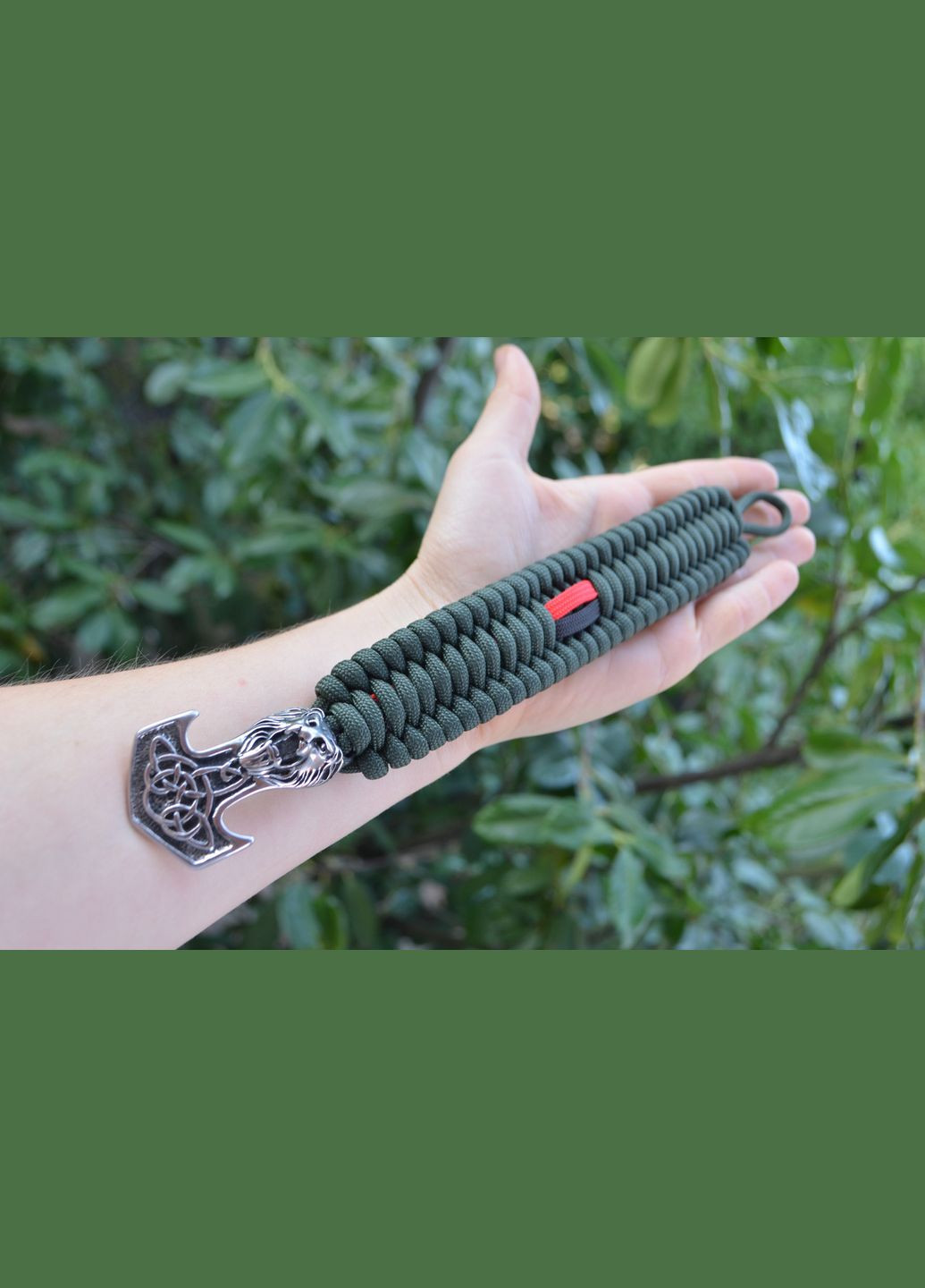 Браслет із паракорду Патріот з Молотом Левом і прапором Плетіння Трилобіт під замовлення + брелок у подарунок No Brand (341738994)