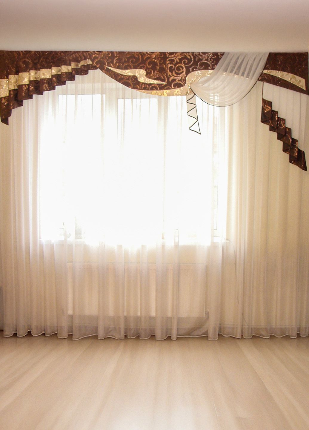 Жорсткий ламбрекен Чайка 250см шоколадний із золотистим (71_5ж) Firanka Style (340112001)