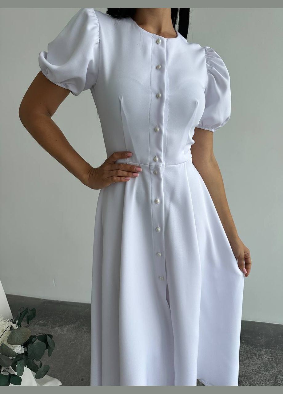 Белое кэжуал платье N.Family однотонное