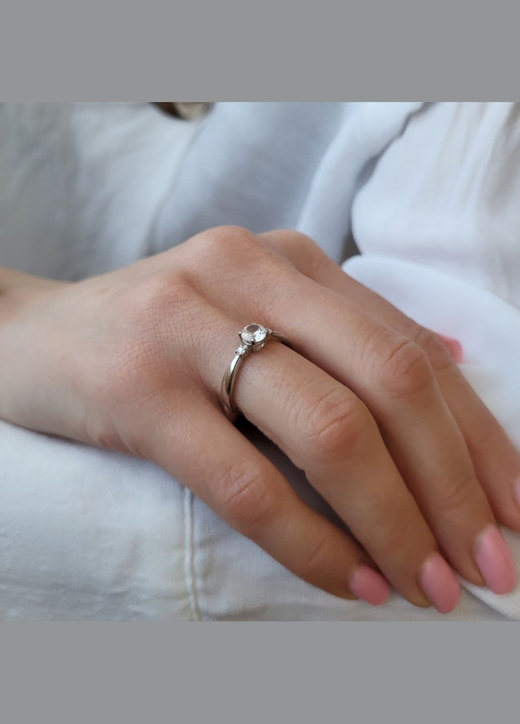 Срібна жіноча каблучка з Білим каменем 16.5 розмір срібло 925 проби Родоване 81055 1.49г No Brand (313103487)