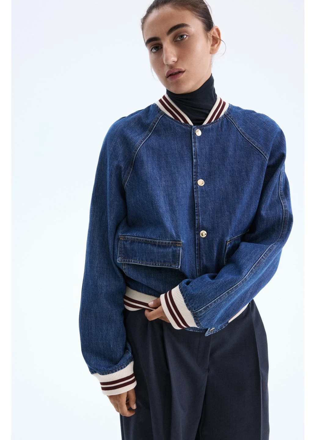 Синяя демисезонная джинсовая куртка-пилот H&M