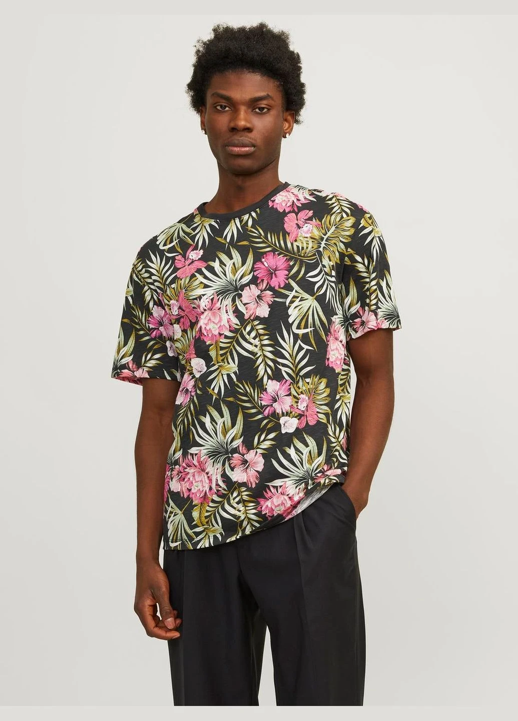 Черная футболка,черный в узоры,jack&jones Jack & Jones