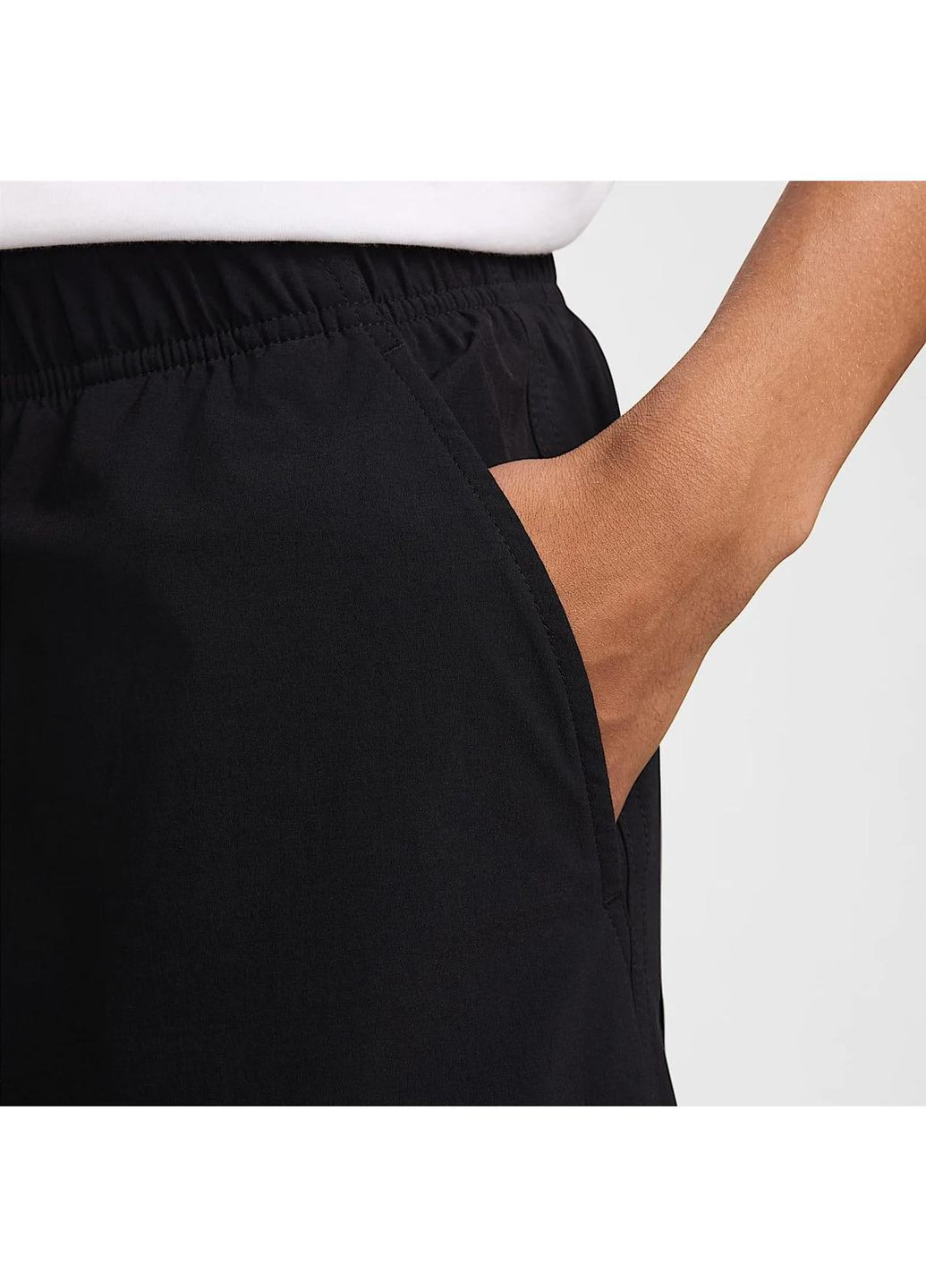 Черные демисезонные брюки Nike