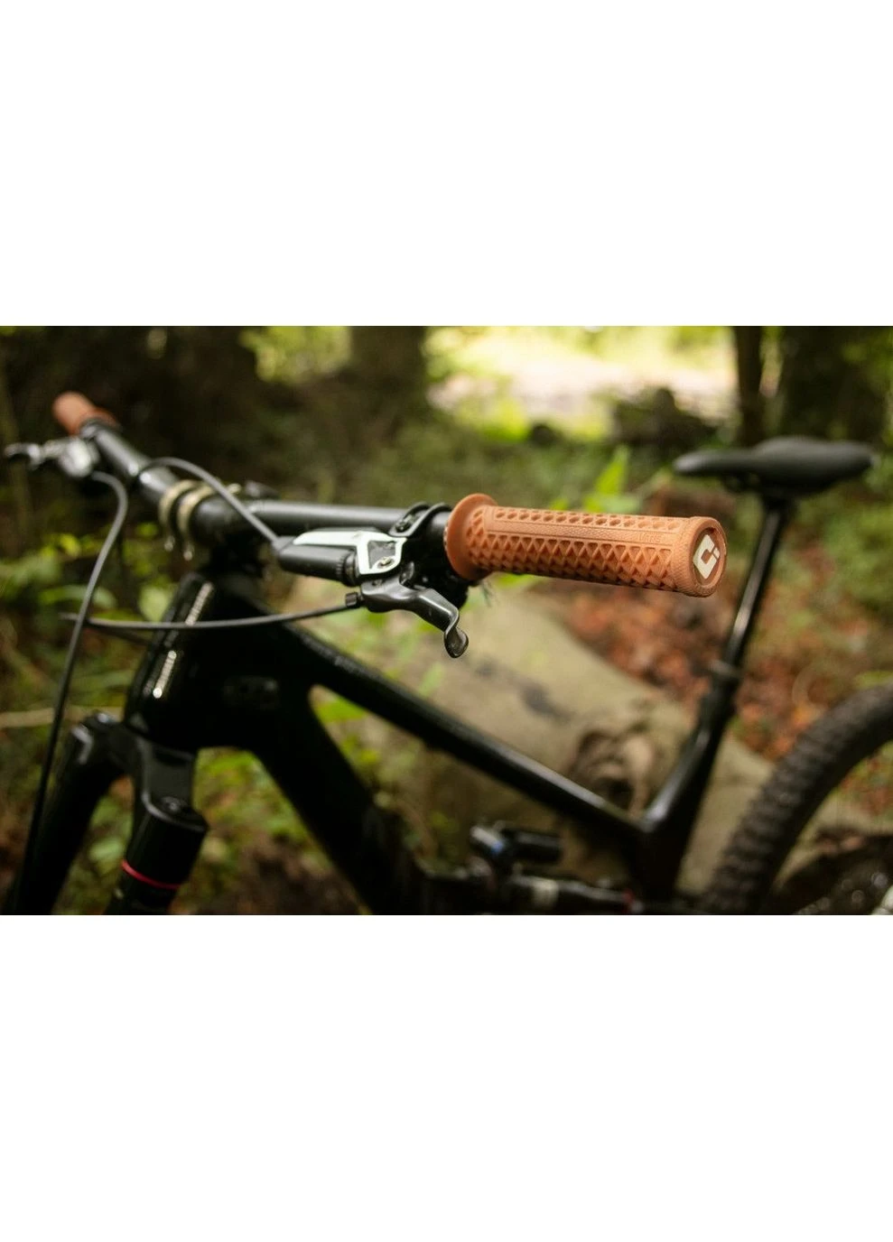 Грипсы VANS v2.1 Lock-On MTB Closed End 135mm Black Checker (OBOD_D33VNB-B) Odi (400759189)