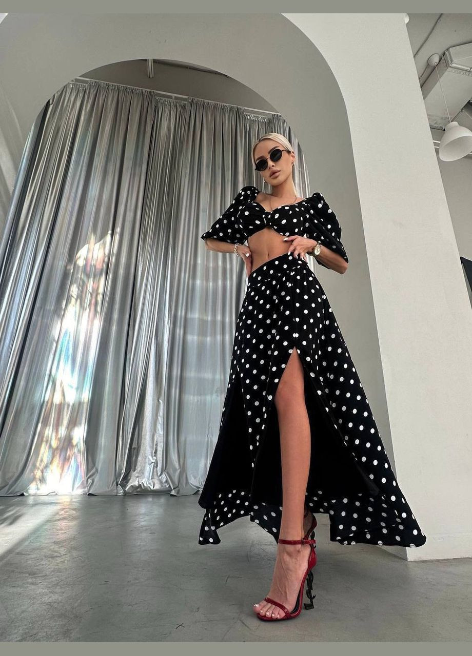 Шикарный черный лёгкий летний костюм из софта в горошек, приятный к телу открытый костюм 2-ка (топ+юбка-макси с разрезом) No Brand 258 (295903264)