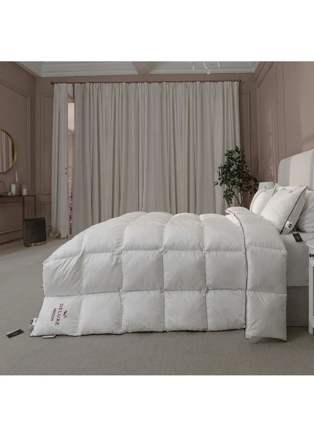 Ковдра пухова касетна DeLuxе №030 100% пух Deluxe class батист 110*140 Mirson (397353742)