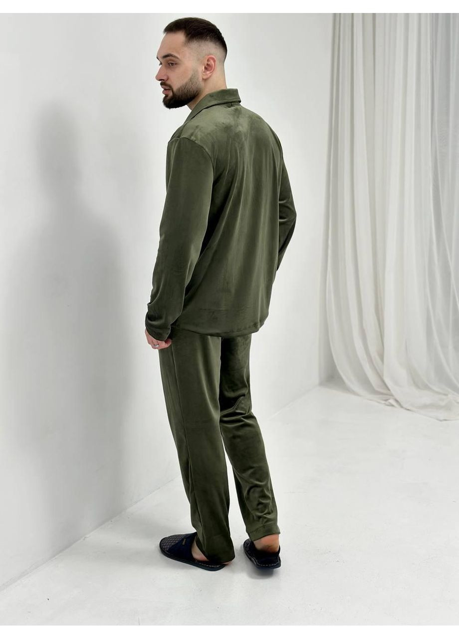 Чоловіча велюрова піжама / Домашній чоловічий комплект з велюру оливкового кольору / М’яка тепла чоловіча піжама велюр хакі No Brand (367610223)