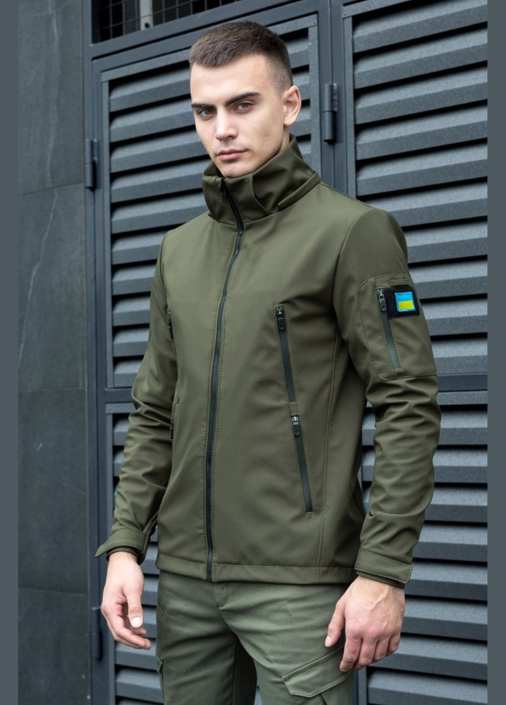 Оливкова (хакі) демісезонна куртка чоловіча No Brand