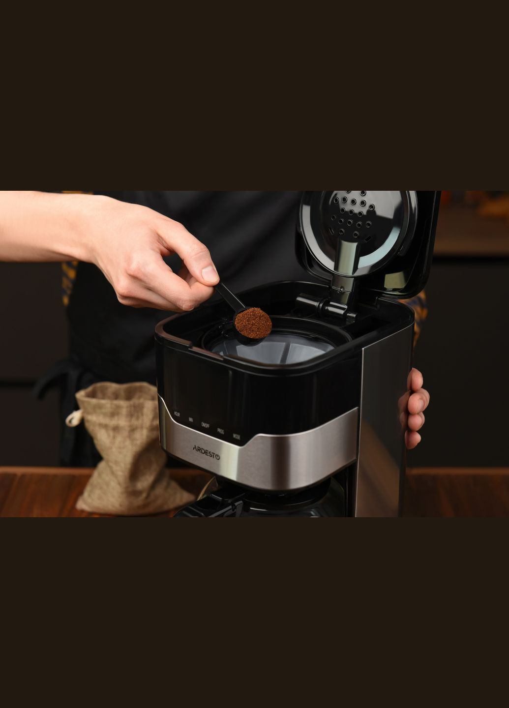Кофеварка капельная FCMD3100, 1,5л, молотая, черно-серебристый Ardesto (315601402)