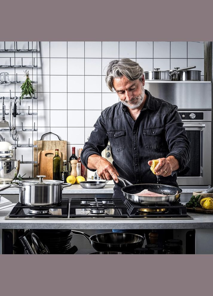 Набір сковорідок Multiply Stainless Steel 24/28 см CC006066-001 KitchenAid (316468624)