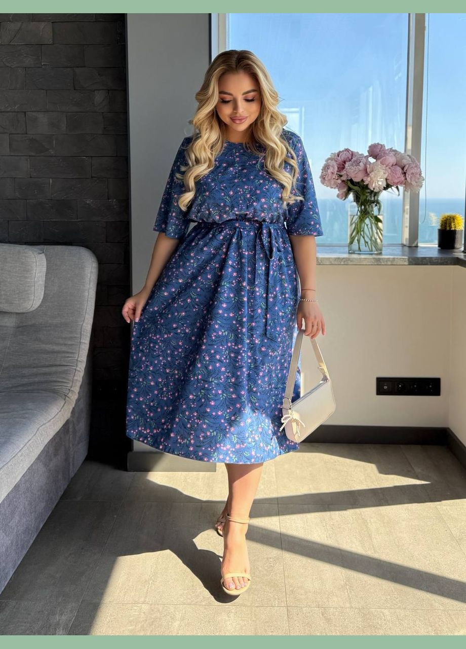 Синее повседневный платье меди с поясом и цветочным принтом MonCher с цветочным принтом