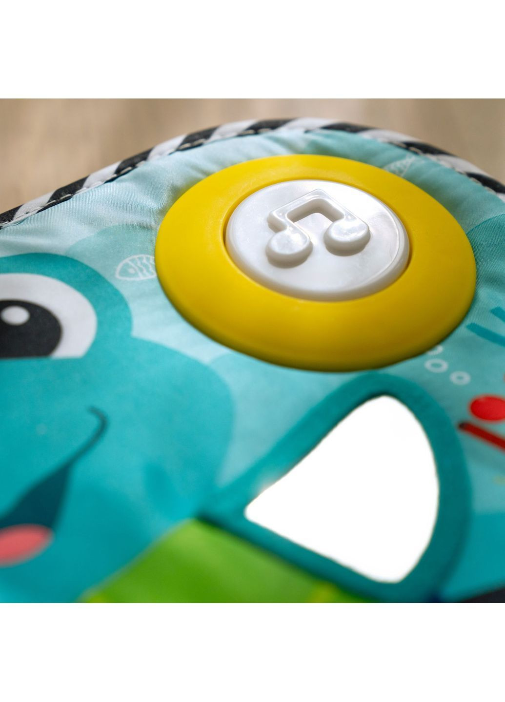 Музыкальная игрушка на кроватку Neptune`s Kick & Explore () Baby Einstein 12926 (368755263)