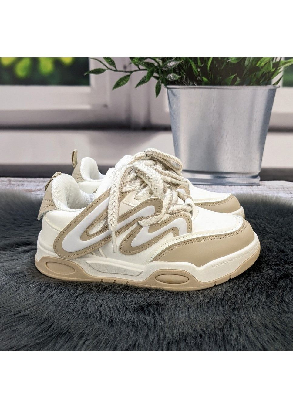 Бежеві осінні кросівки дитячі для дівчинки Jong Golf