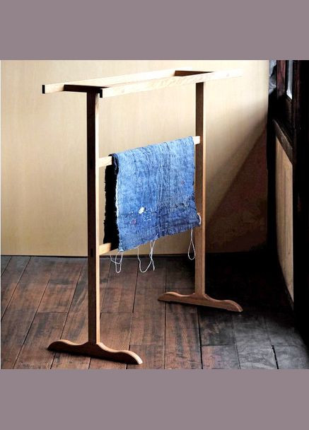 Стійка-вішалка підлогова з дерева Бойла мускат (СШВ-001807) No Brand (328209099)