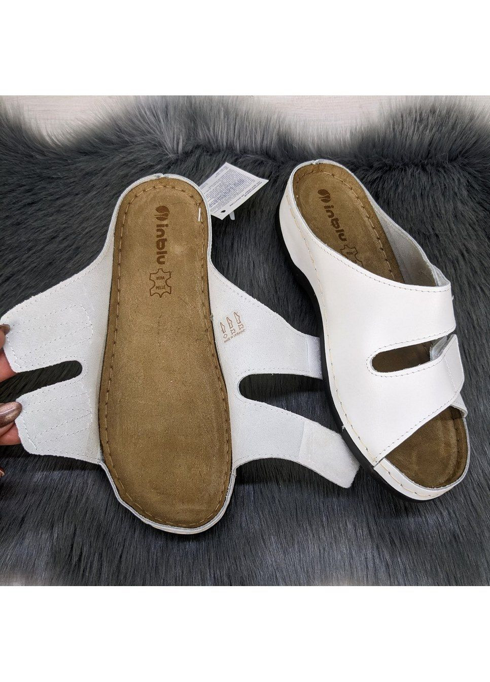 Шльопанці жіночі білі шкіряні на липучках на широку ногу Inblu (294607222)