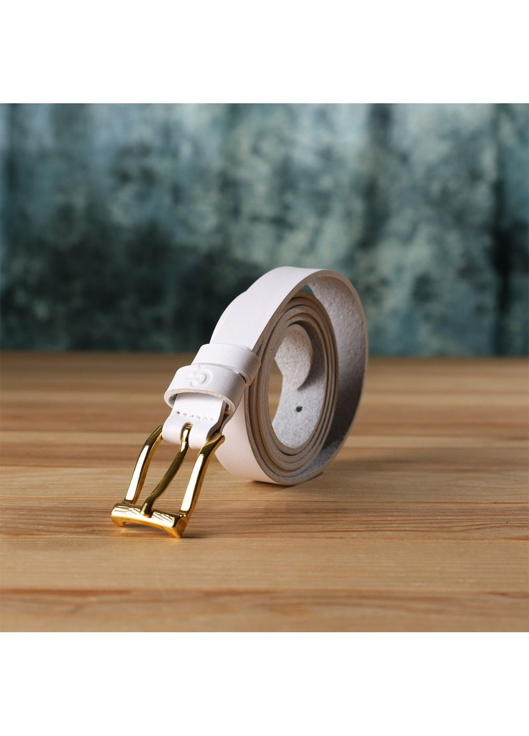 Стильний тонкий шкіряний ремінь для жінок 22948 Білий Grande Pelle (362556841)
