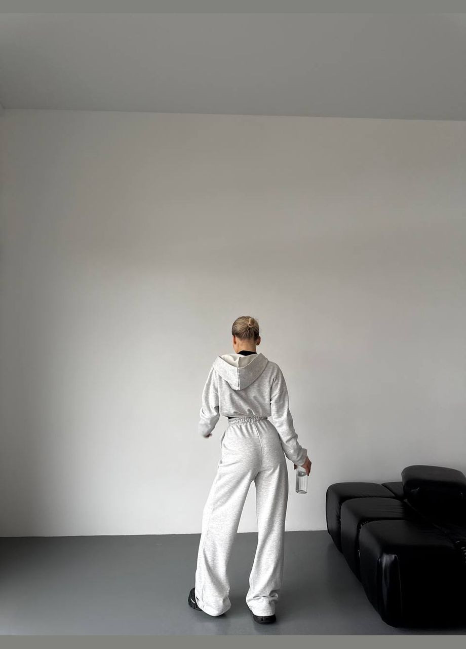 Повседневный светло-серый костюм-двойка, красивый и приятный к телу, стильный и удобный для комфортного отдыха No Brand 5507-2 (322007121)