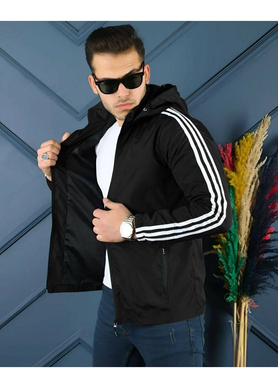 Чорна демісезонна вітровка Україна