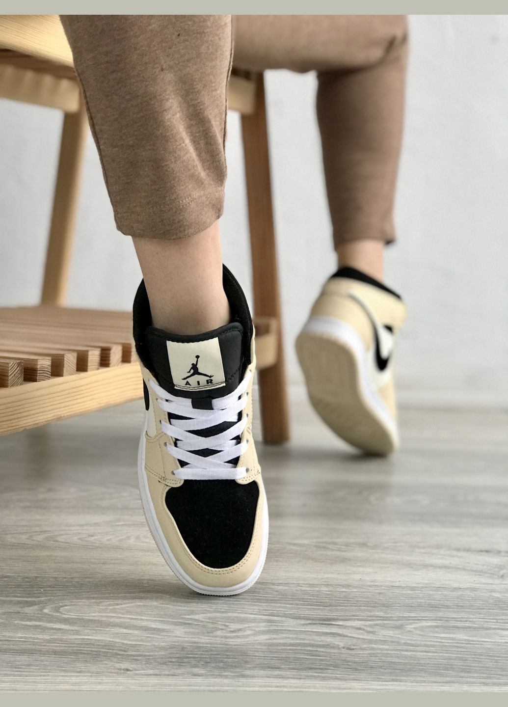 Кросівки жіночі і чоловічі Nike Air Jordan Retro 1 beige | Найк Аір Джордан Ретро 1 бежеві No Brand бежеві всесезони (307288667)