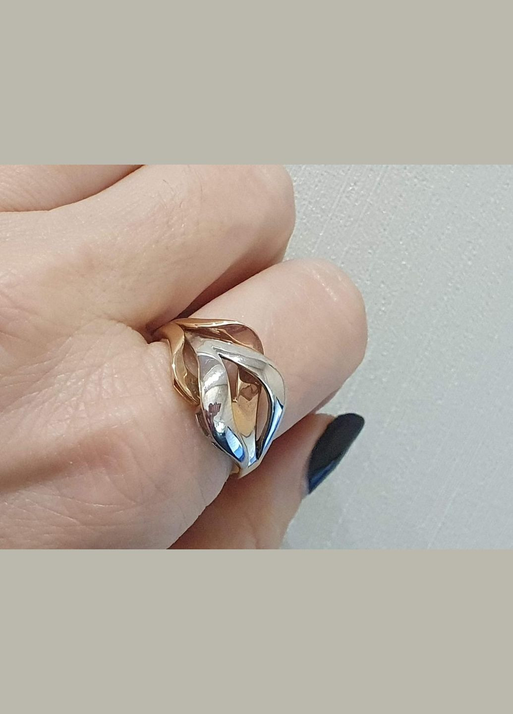 Золотое кольцо. 111242 Родинні коштовності (325822100)