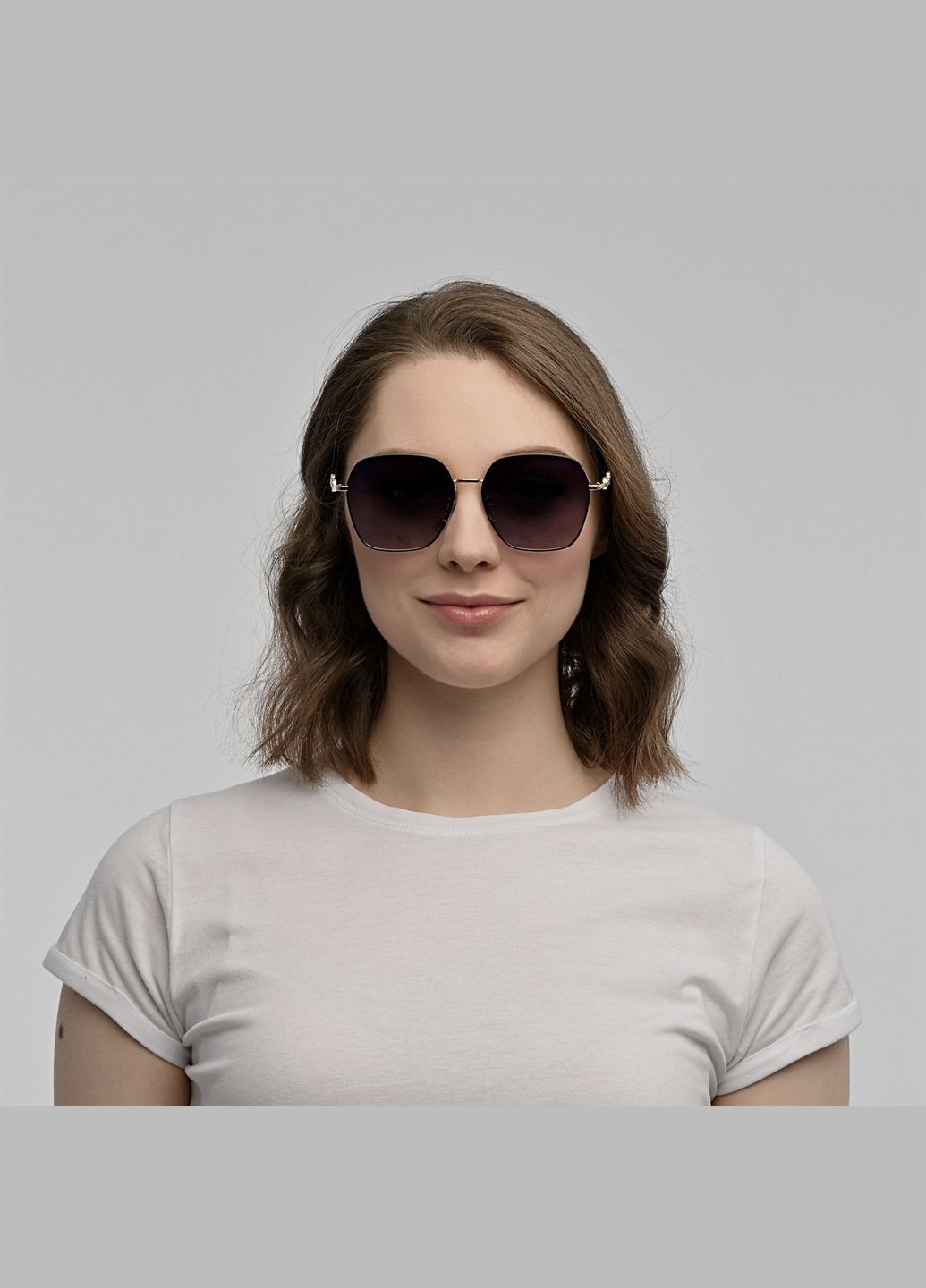 Сонцезахисні окуляри з поляризацією Фешн-класика жіночі LuckyLOOK 627-308 (291449934)