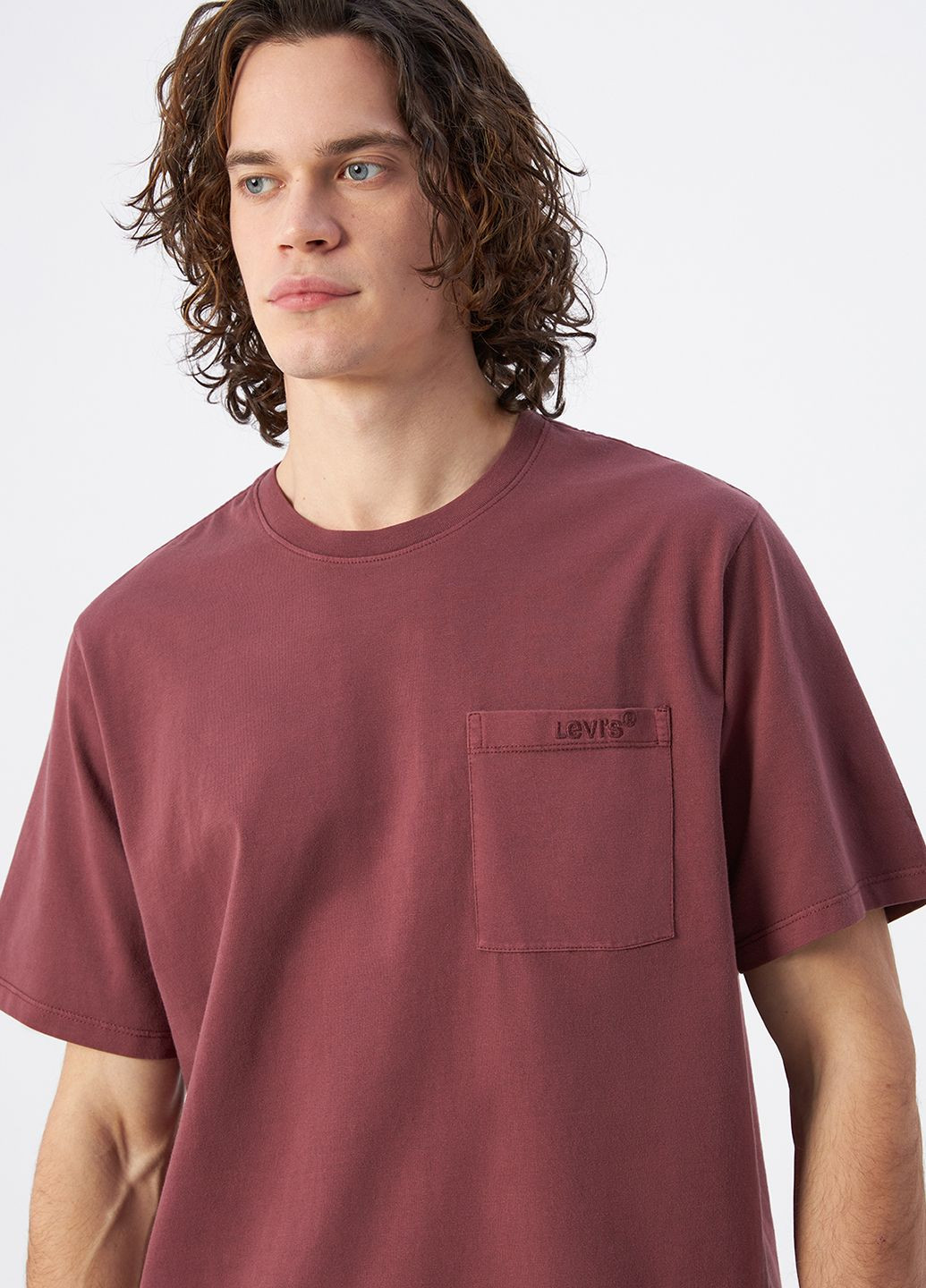 Бордова чоловіча футболка Levi's Ss Pocket Tee Rlx Red Mahogany A