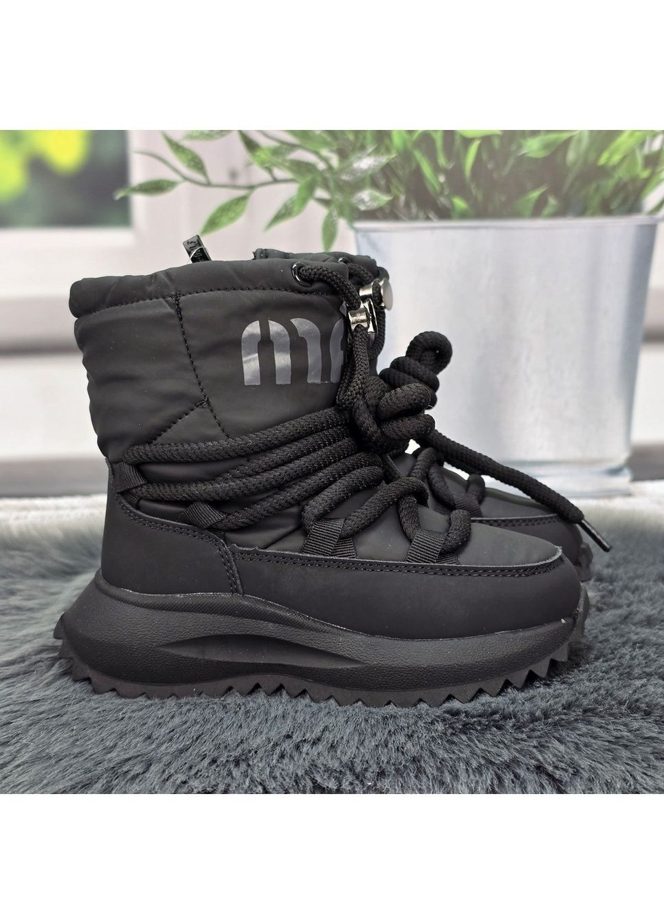 Чоботи дутики дитячі для дівчинки чорні зимові з декоративним шнурівкою Jong Golf (369377425)