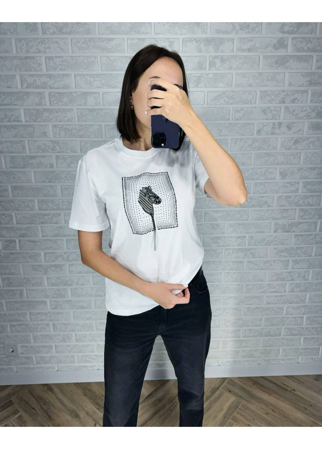 Женская футболка Модель 4660 Белый Україна - (340276844)