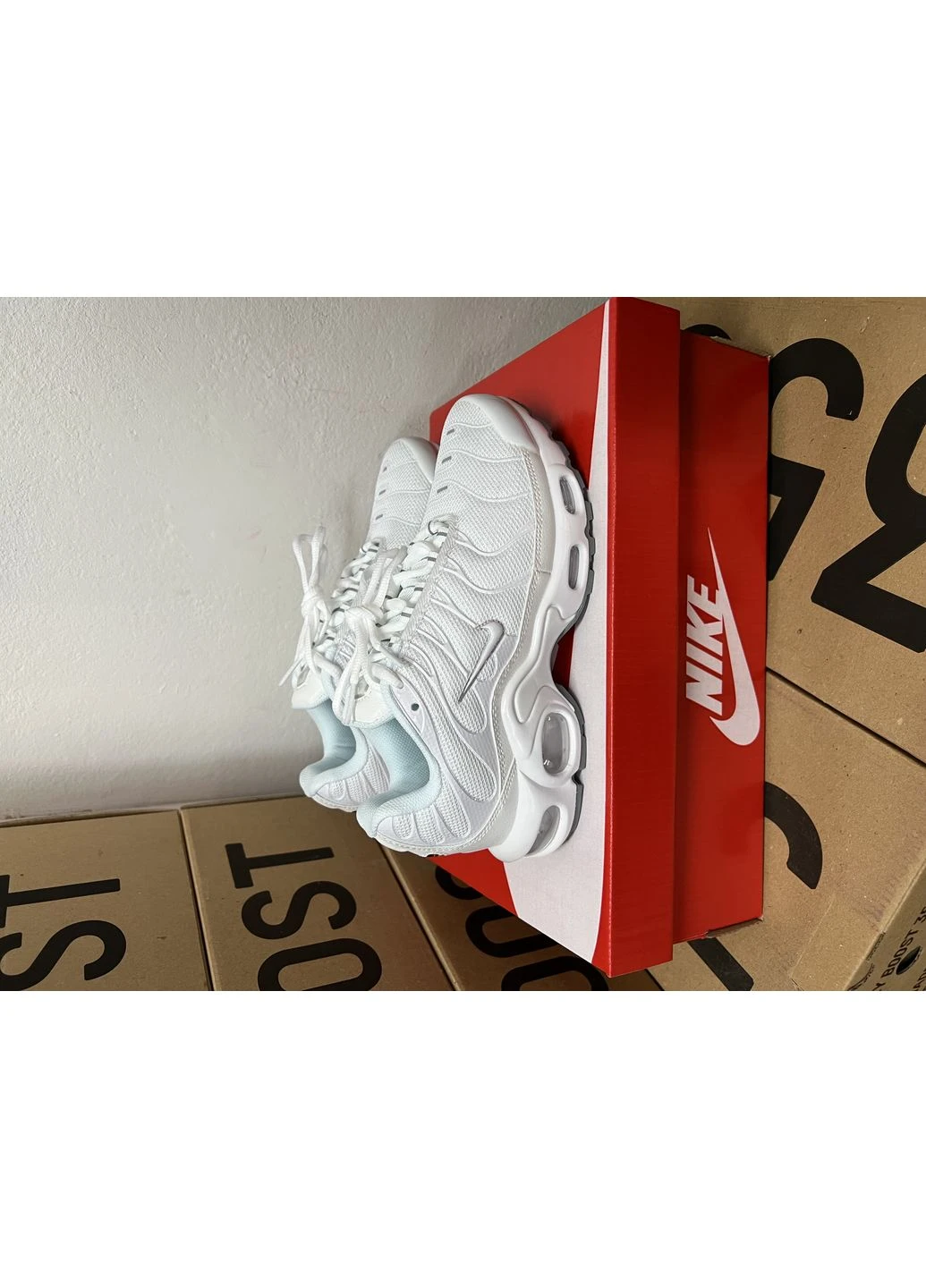 Білі літні кросівки nike tn plus triple white найк тн аір макс плюс No Brand