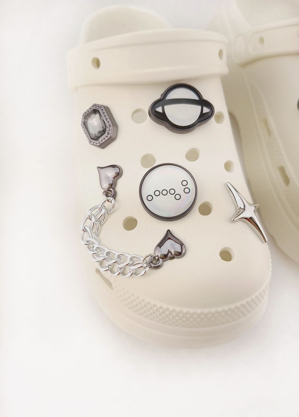 Крокси жіночі з джібітсами No Brand (335211420)