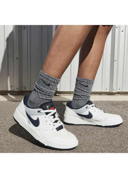 Белые мужские кроссовки full force lo white fb1362-002 кожаные стильные на каждый день белого цвета размер 42.5 Nike