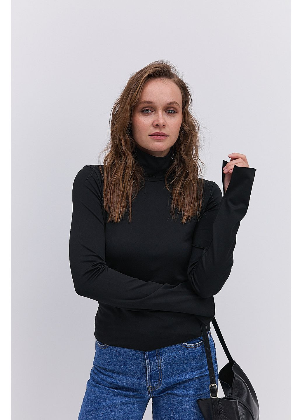 Жіночий лонгслів з коміром-стійкою на ґудзиках ззаду Arjen (363173472)