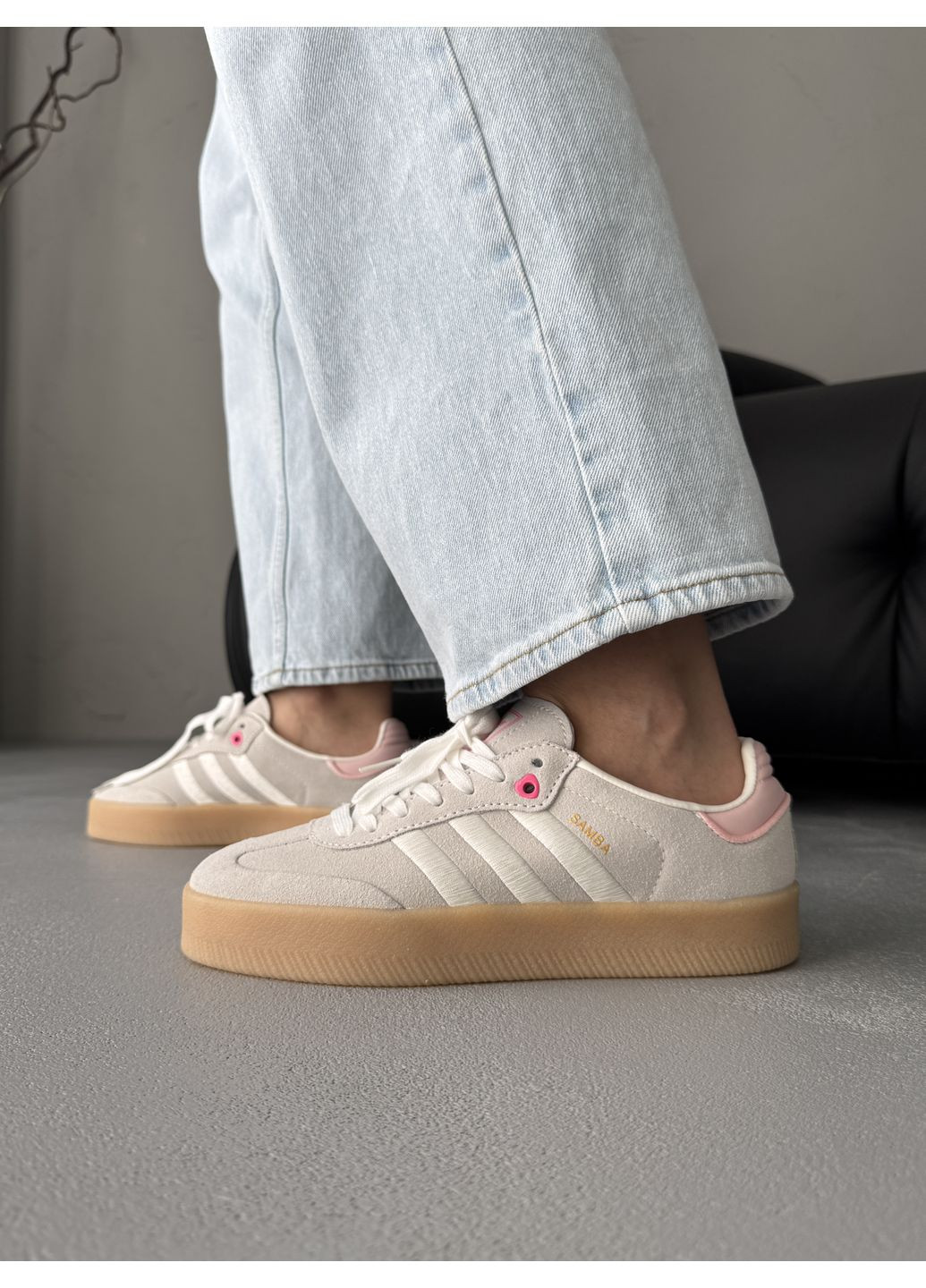 Розовые демисезонные кроссовки мужские adidas samba beige / pink адидас самба No Brand