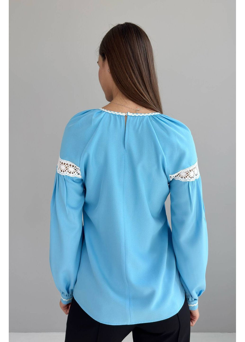 Блакитна блуза Nenka