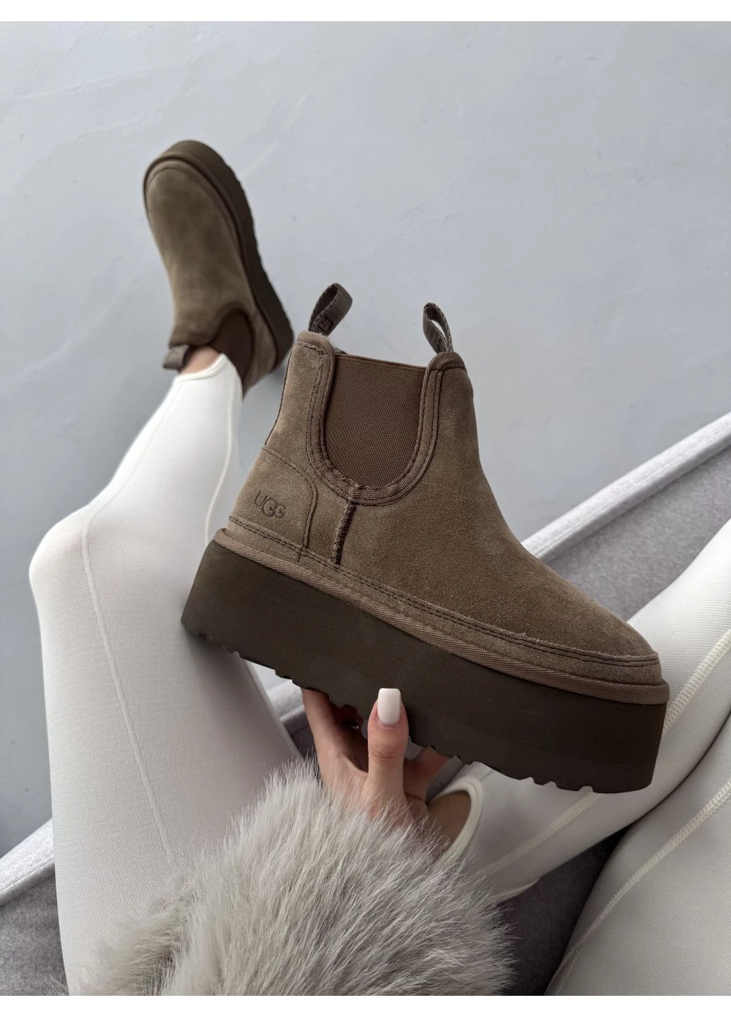 UGG CHELSEA MINI PLATFORM HICKORY premium Vakko (392555592)