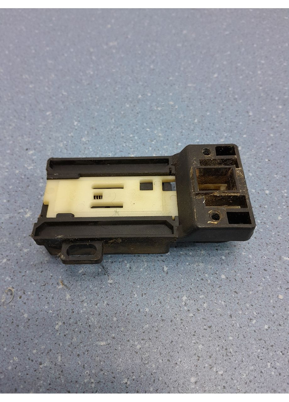 Замок люка для стиральной машины WMV4280 MC20/A1 Bosch (361863661)