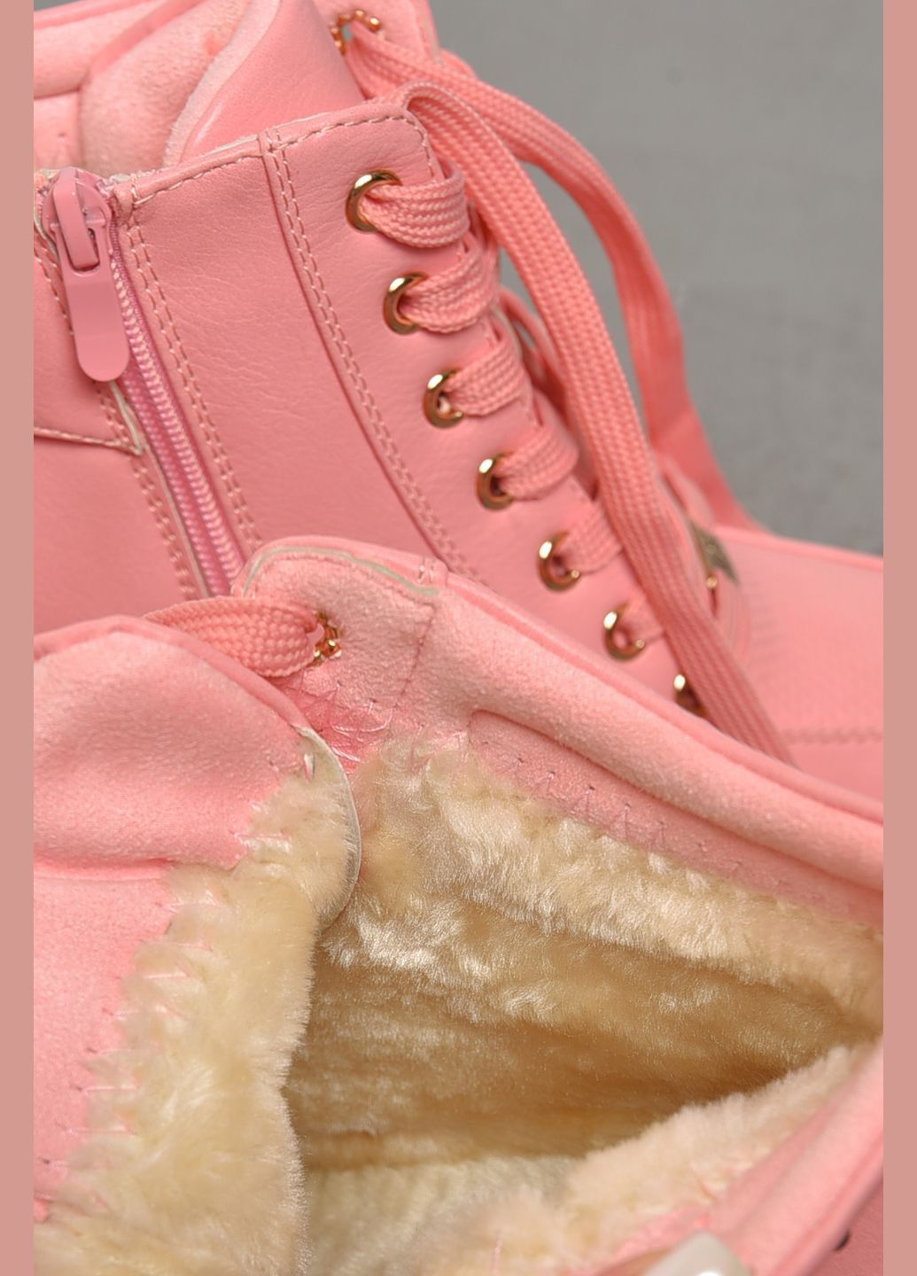 Черевики жіночі зимові на хурті рожевого кольору Let's Shop (303397198)