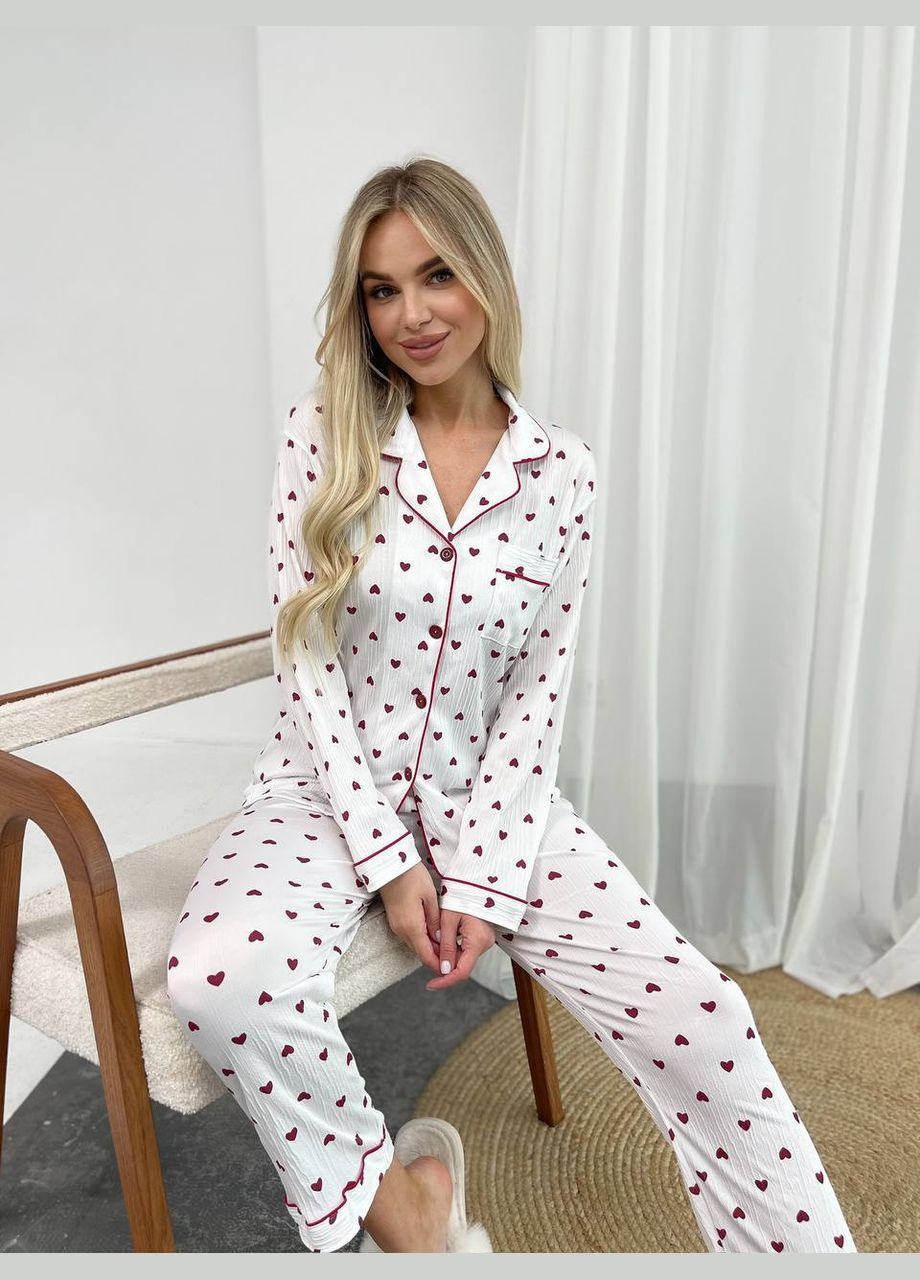 Біла всесезон жіноча біла з серцями сорочка + брюки No Brand піжама